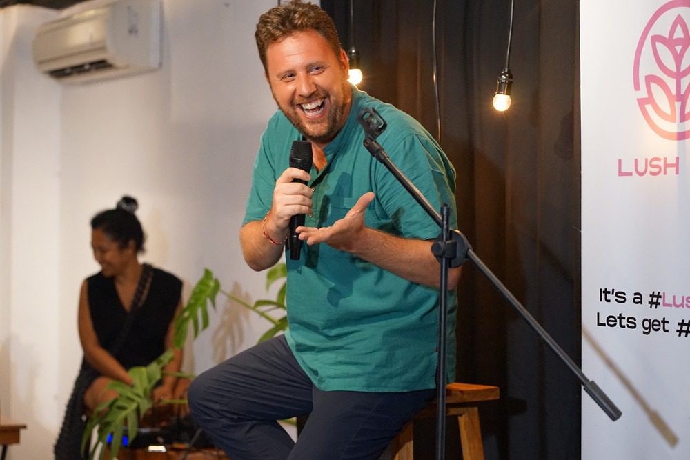STAND UP COMEDY
