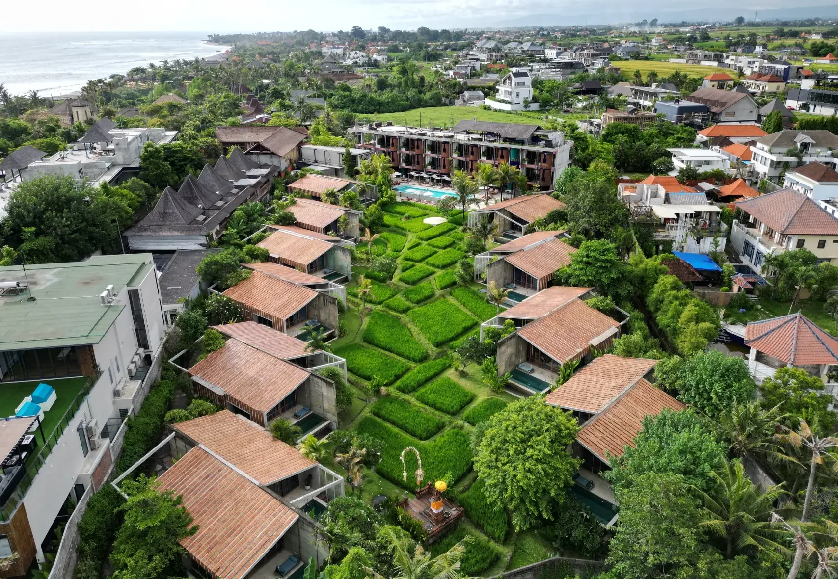 Shorea amora canggu, best villas in pererenan canggu bali.